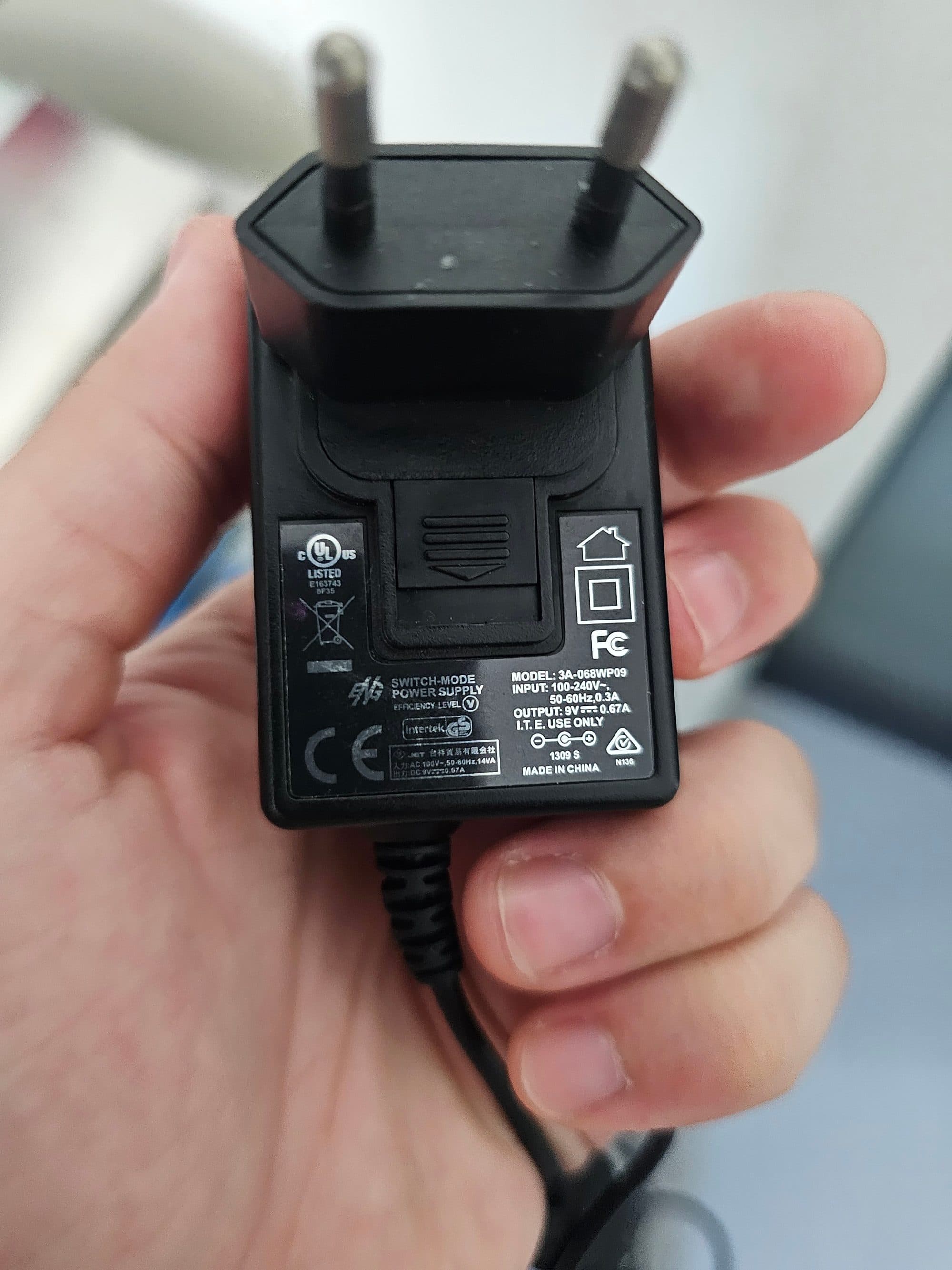 The original Gilson charger — 9 V, 0.67 A output (OEM model 3A-068WP09)